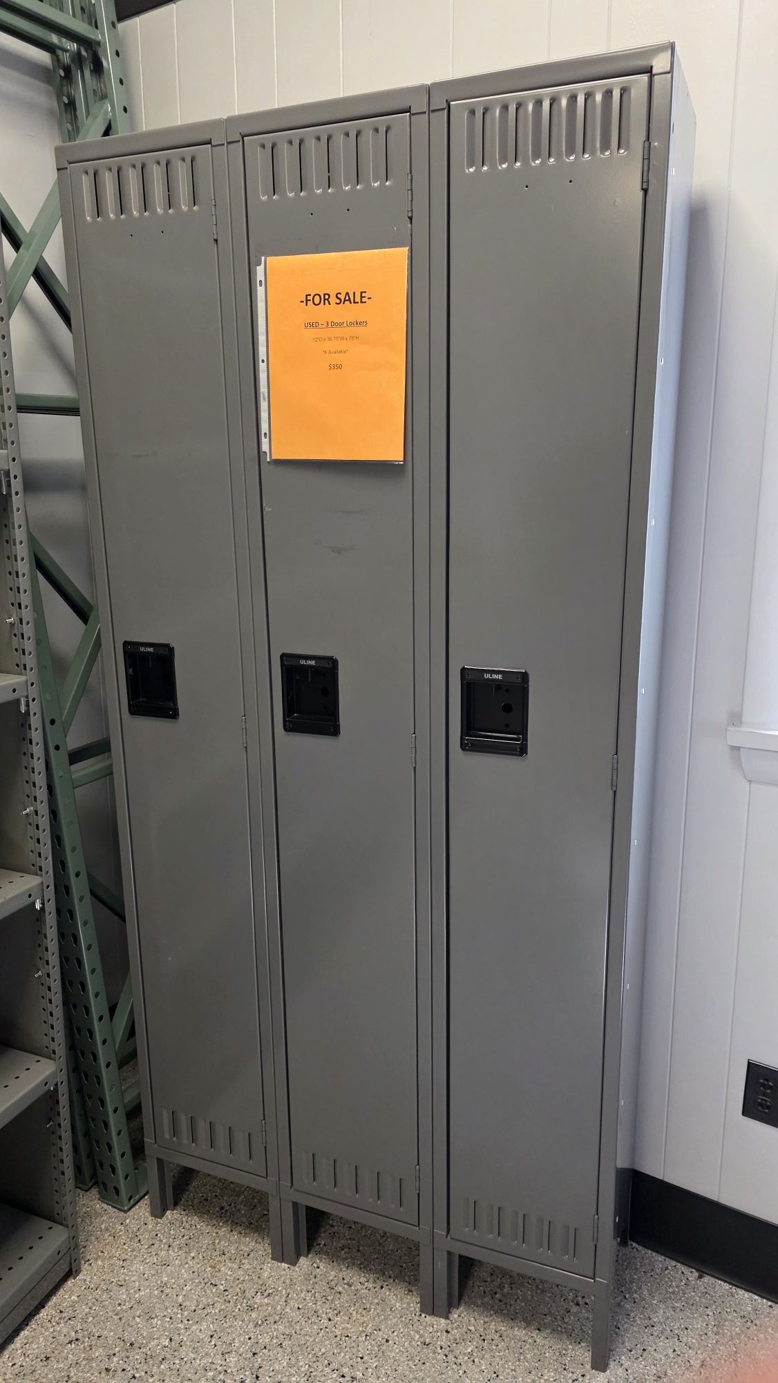 3 Bay Lockers