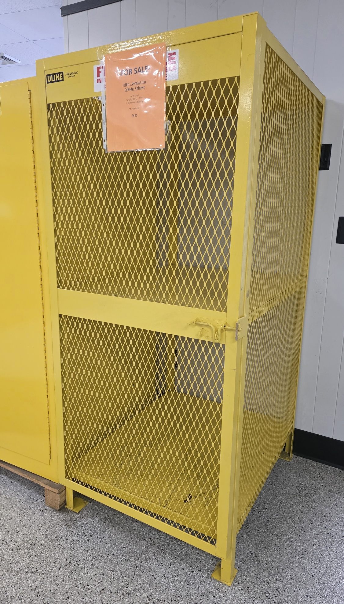 Vertical Gas Cylinder Locker ULINE H-2574 Steel 2 Shelves, 8 Cylinders 32"W x 40"D x 71"H
