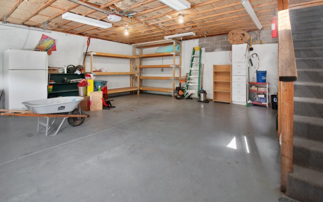 Top 10 Storage Racks Ideas to Maximize Space in Your Home or Office