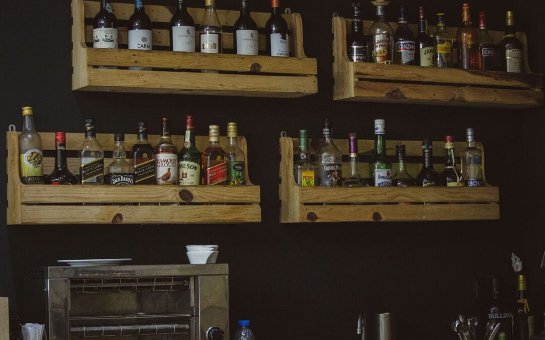 How to Build a Bakers Rack Out of Pallets 